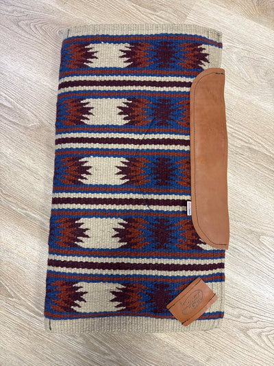 Desert Clay Straight-Back Fleece 34" x 30"