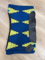 Neon Wrangler Woven Contour-Cut 32" x 28"