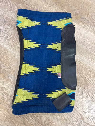 Neon Wrangler Woven Contour-Cut 32" x 28"