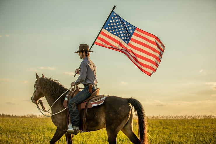 The Classic American Close Contact Saddle Pad