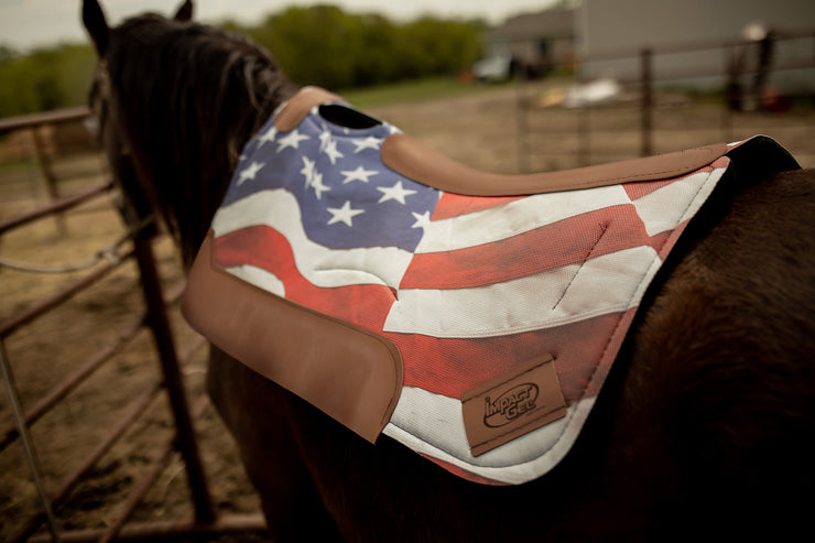 The Classic American Close Contact Saddle Pad