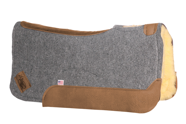 Contour saddle pad in gray felt with brown leather and fleece underside